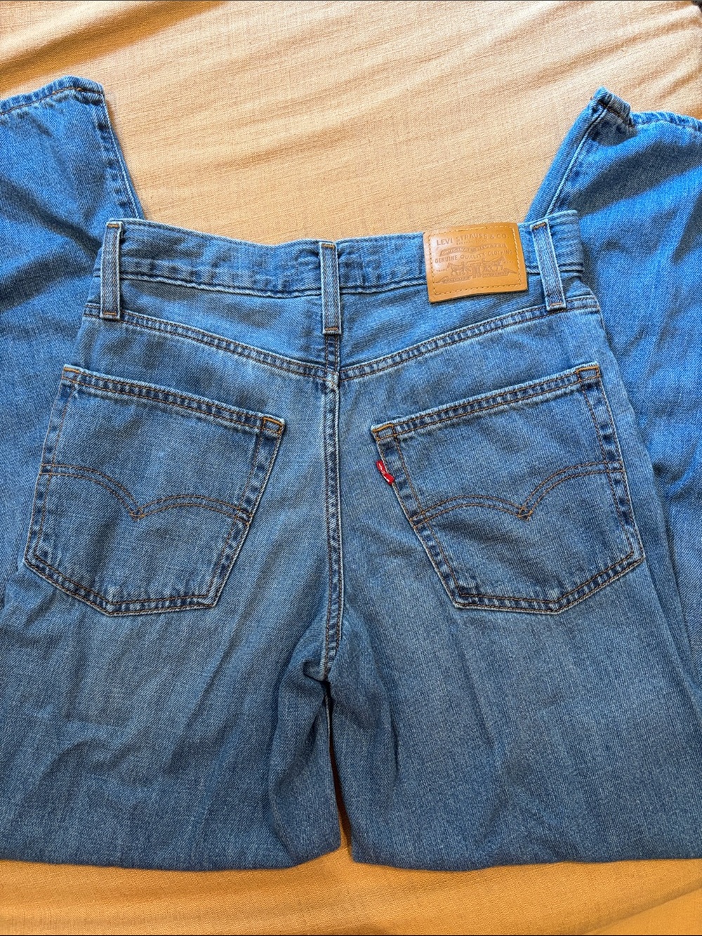 Levi's Women's Medium Blue Boyfriend Jeans